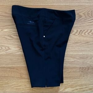 Page and Tuttle NWOT Women's Pull-On Golf Shorts (M)